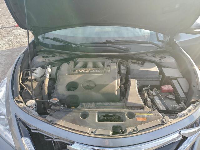 Nissan Altima 3.5s Image 11