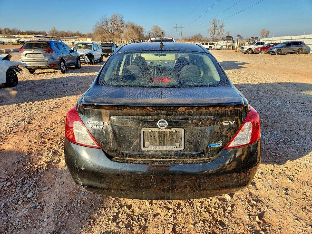 Nissan Versa S Image 11