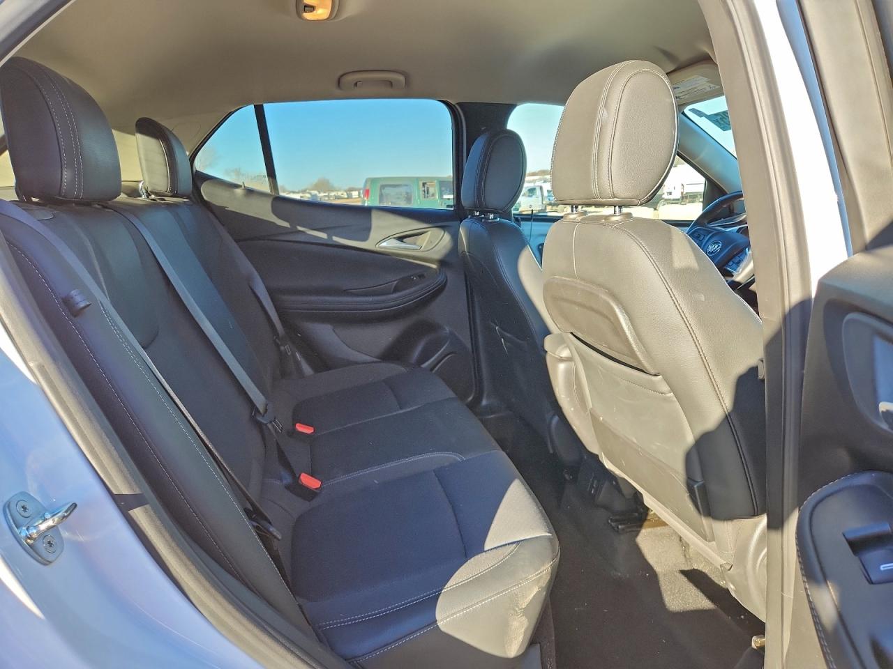 Buick Encore Preferred Image 9