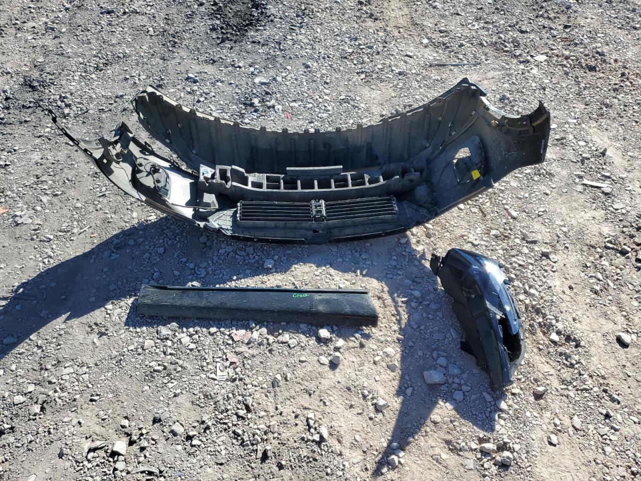 Buick Envision Essence Image 14