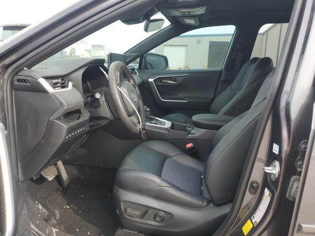 Toyota RAV4 Xse Image 11