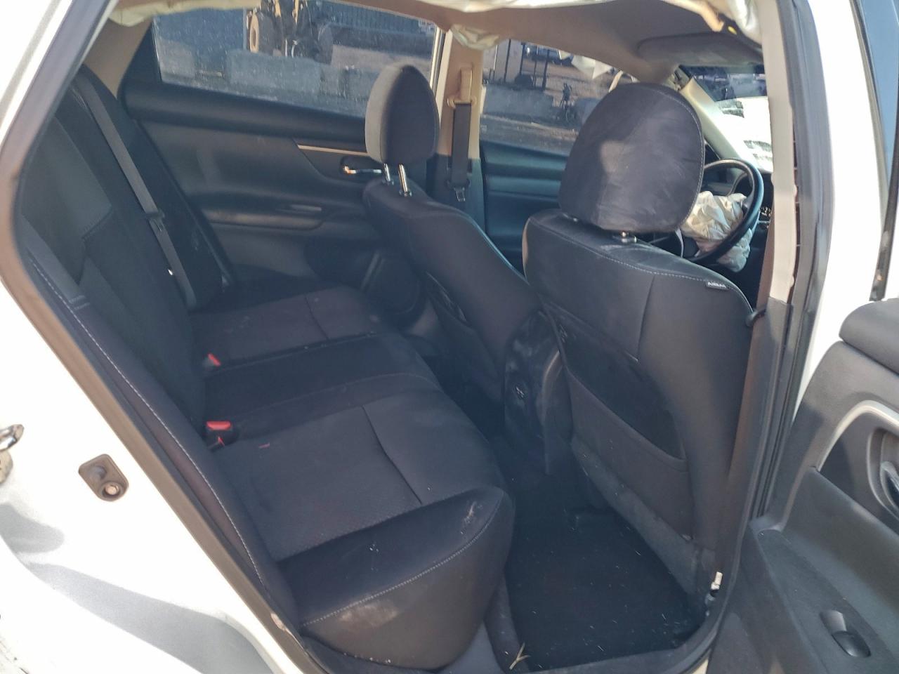 Nissan Altima 2.5 Image 5