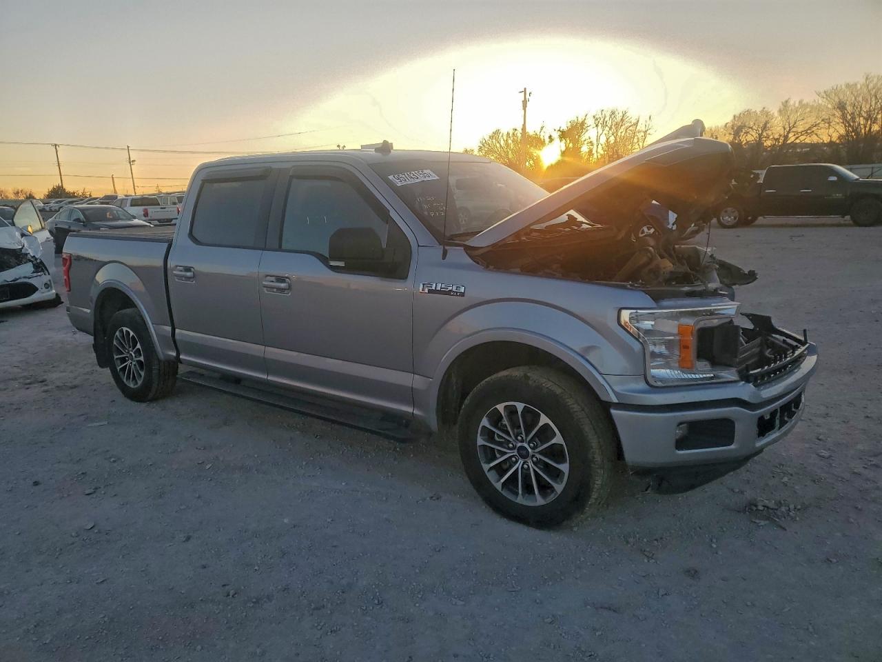 Ford F-150 Supercrew Image 12