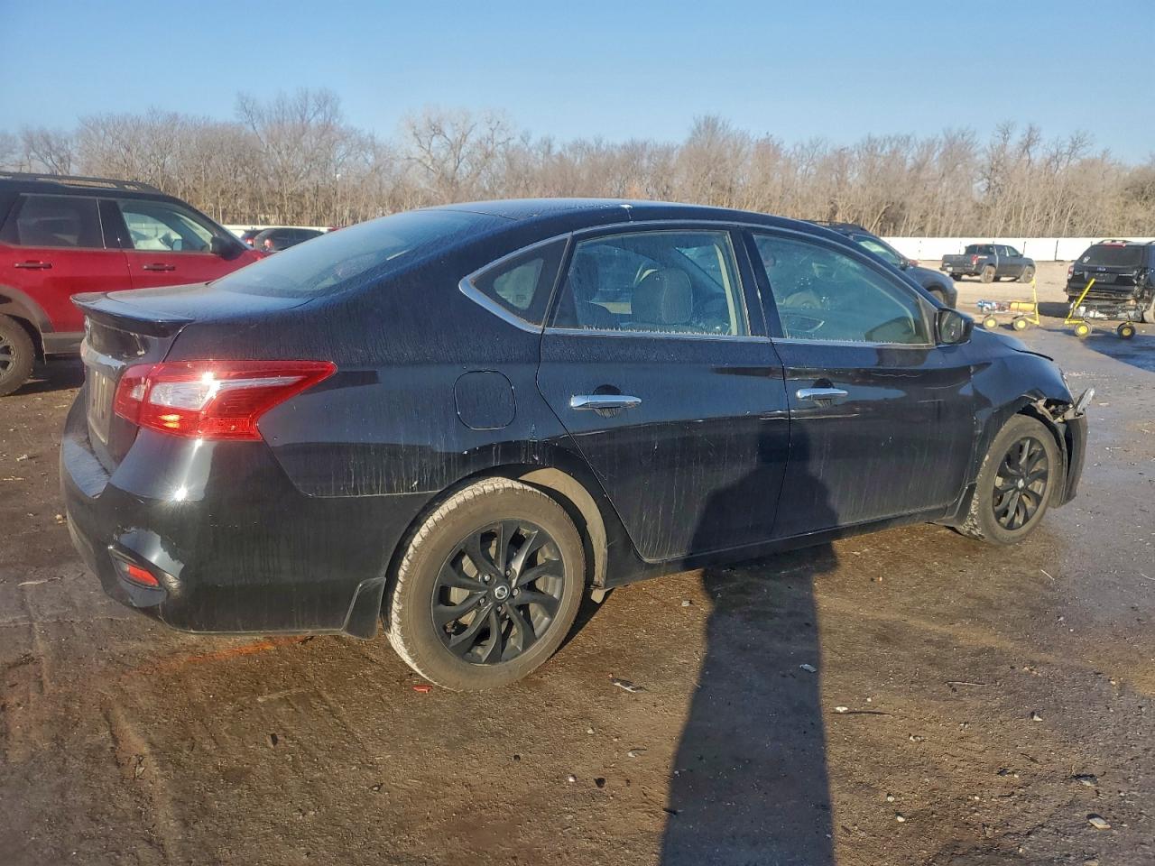 Nissan Sentra S Image 4