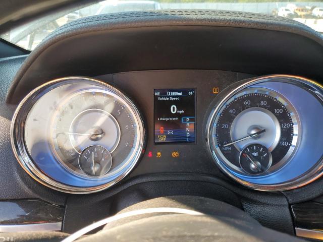 Chrysler 300 Image 7