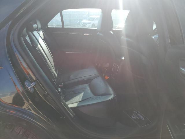 Chrysler 300 Image 12