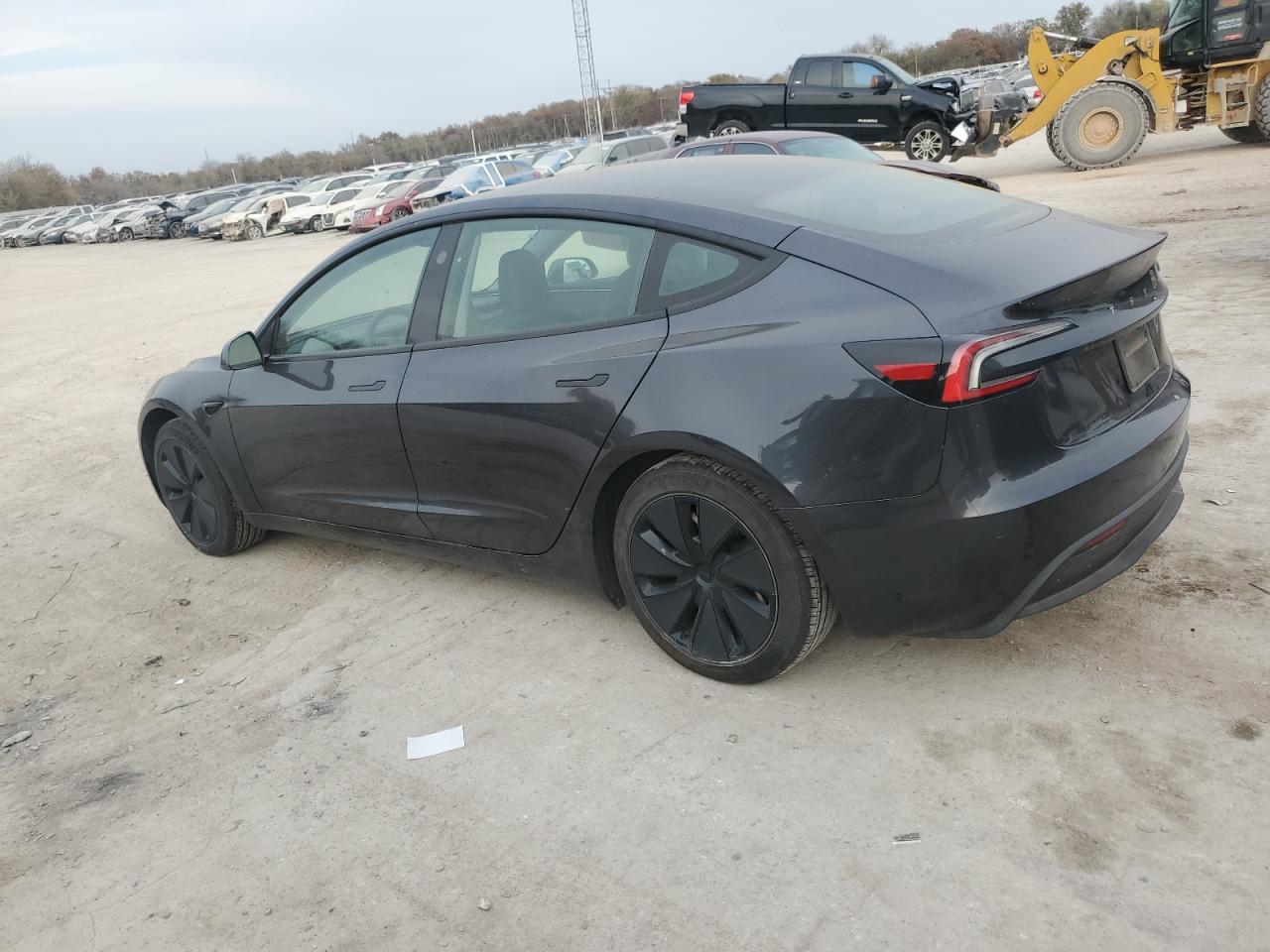 Tesla Model 3 Image 3