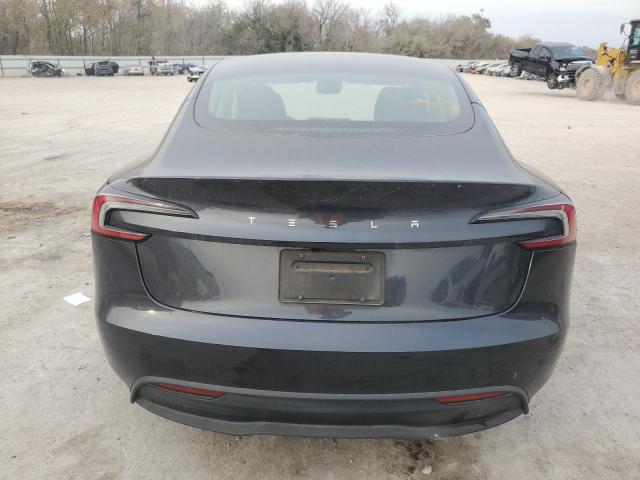 Tesla Model 3 Image 10