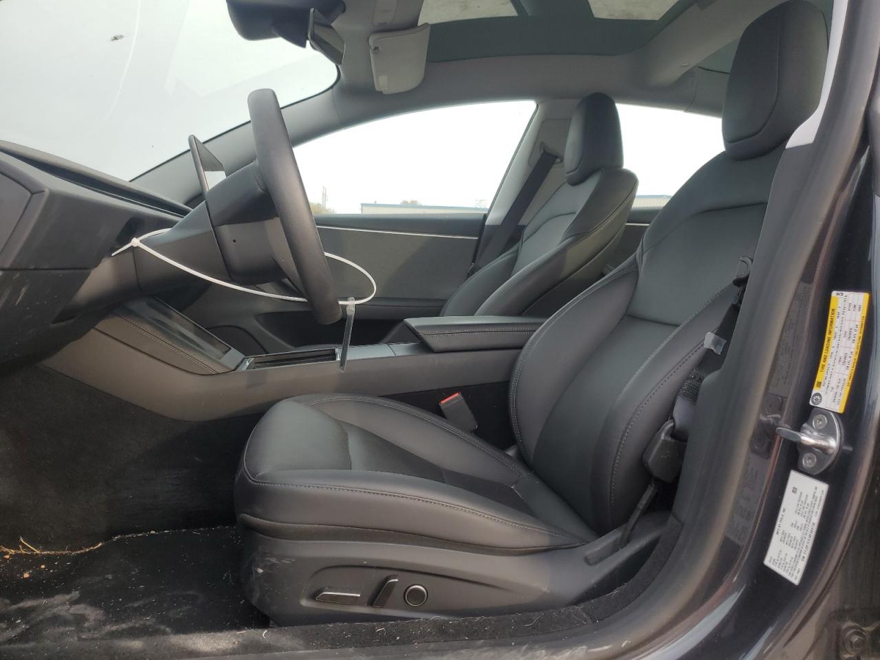 Tesla Model 3 Image 2