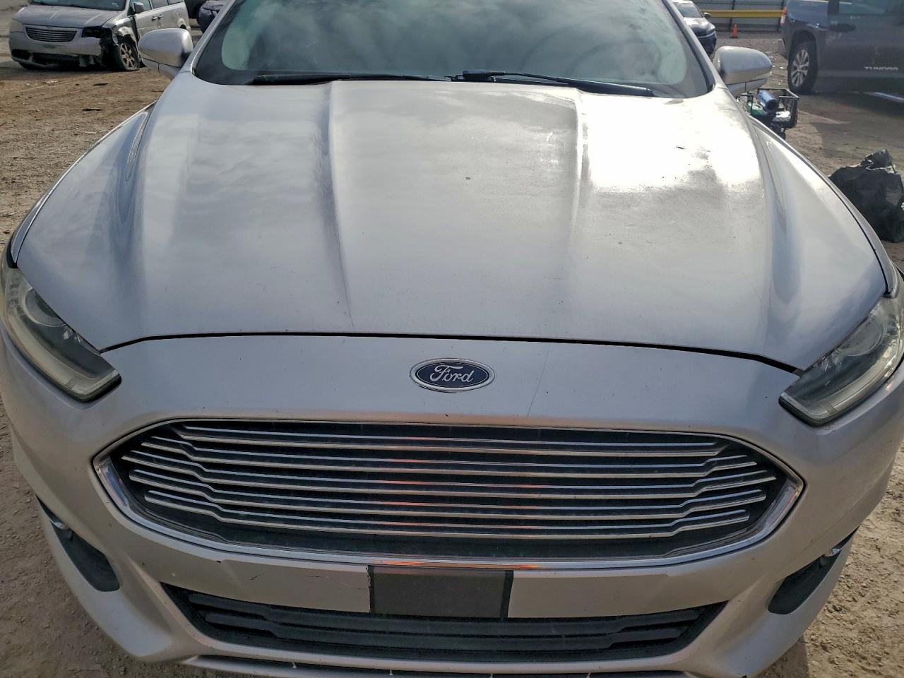 Ford Fusion Se Image 4