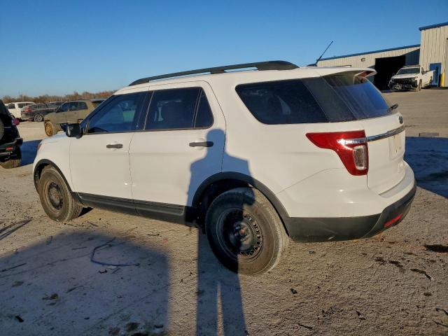 Ford Explorer Image 11
