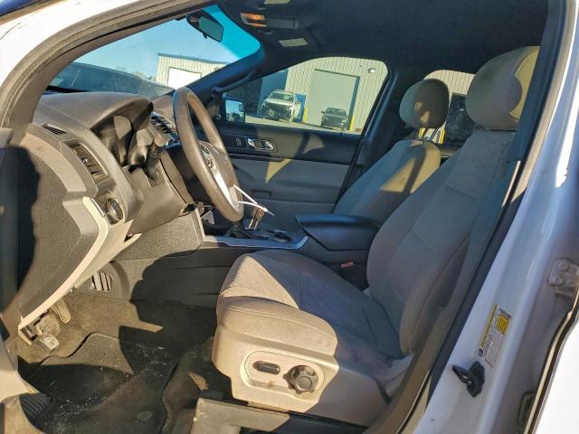 Ford Explorer Image 3