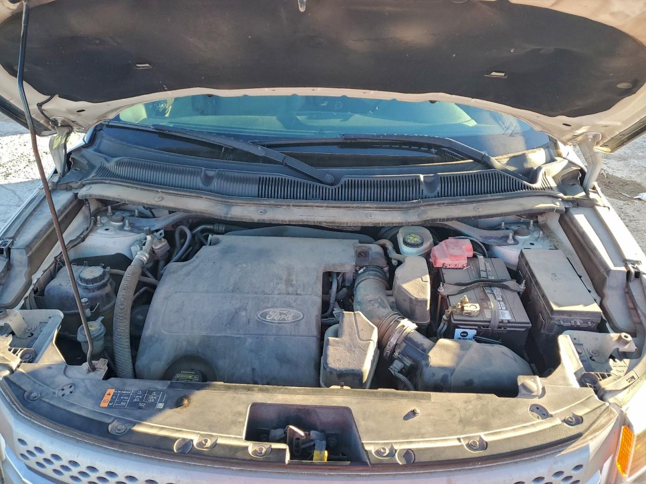 Ford Explorer Image 7