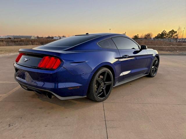 Ford Mustang Image 10