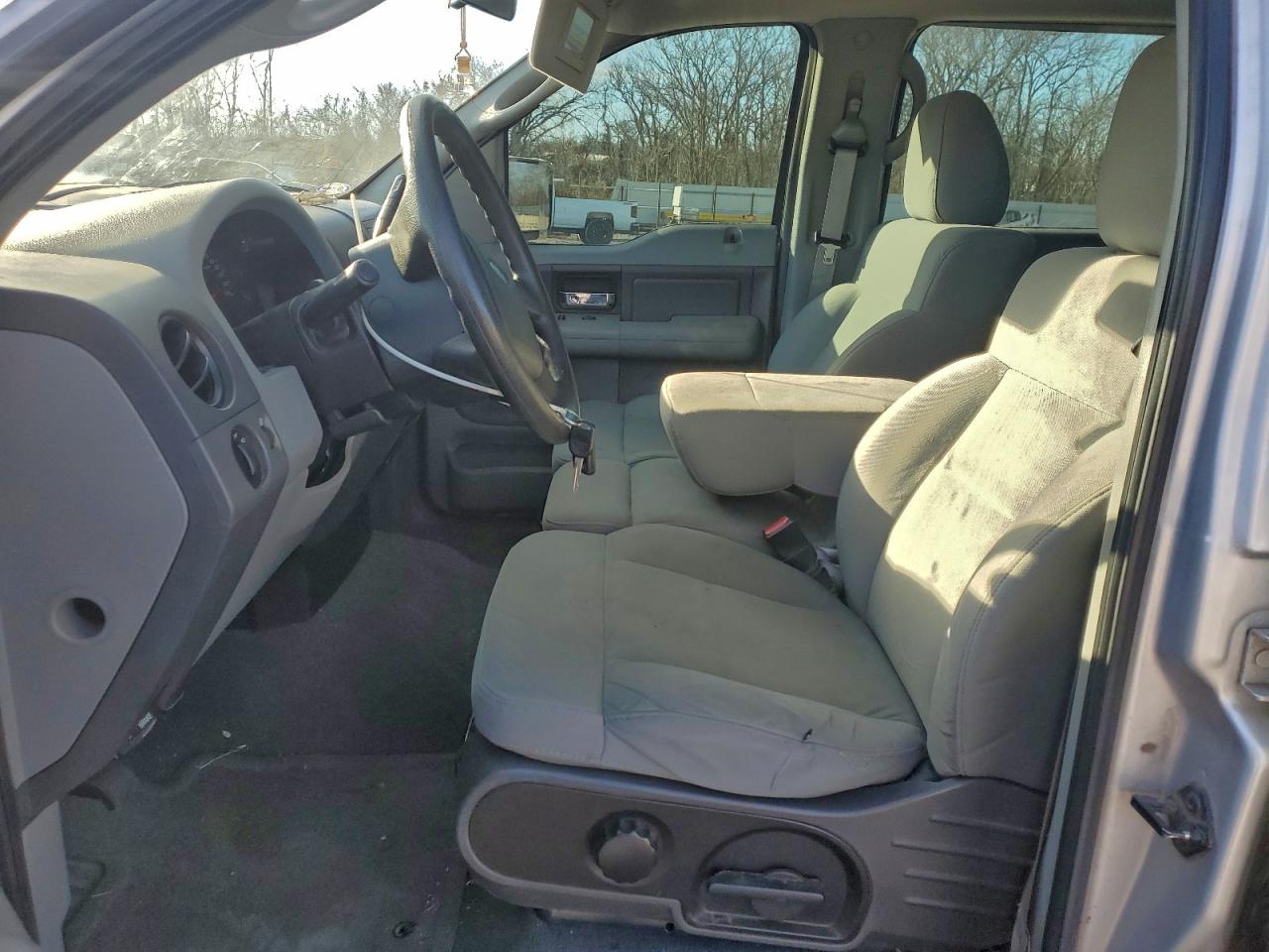 Ford F-150 Supercrew Image 7