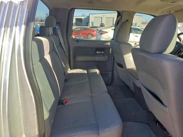 Ford F-150 Supercrew Image 12