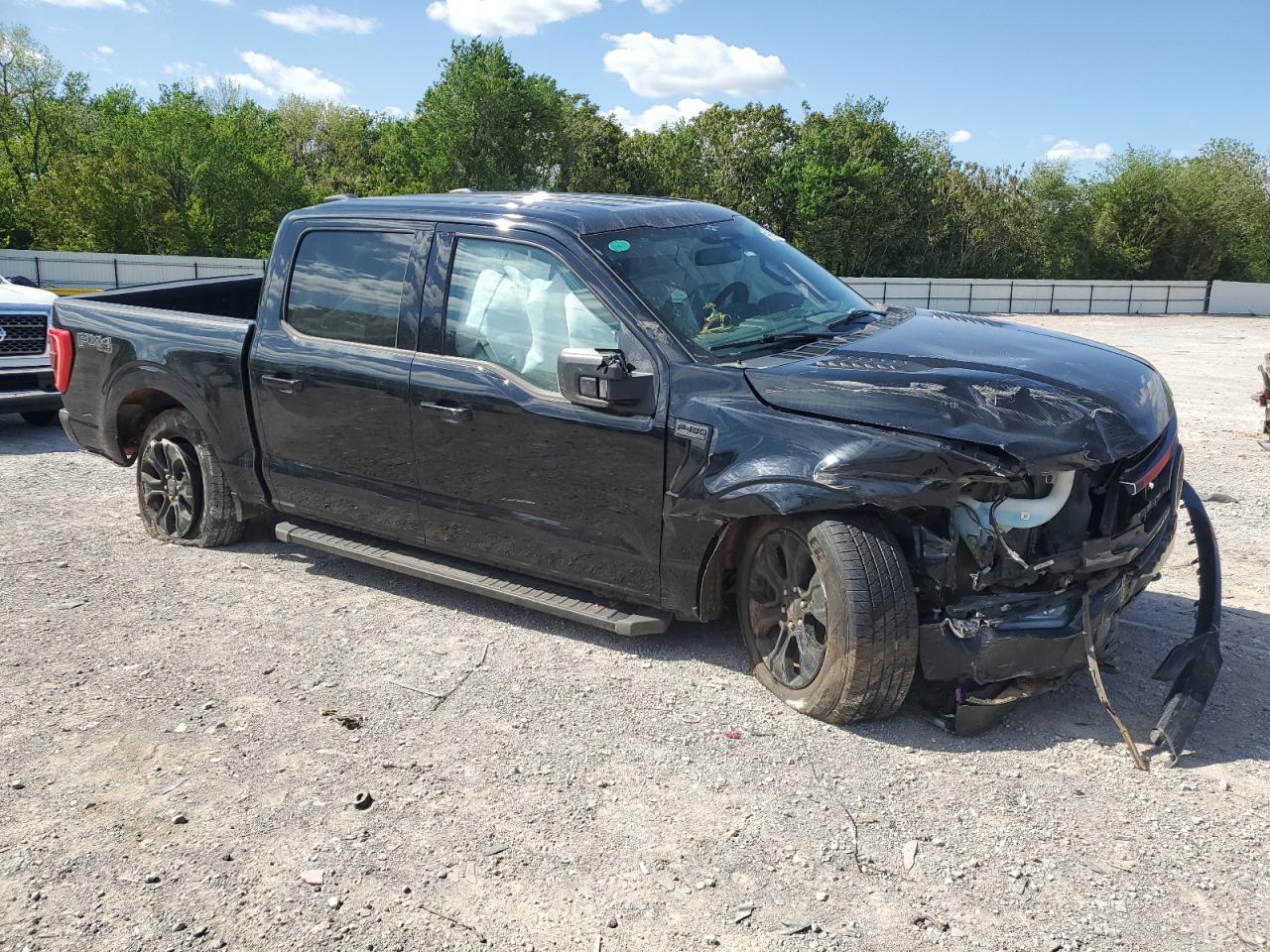 Ford F-150 Supercrew Image 2