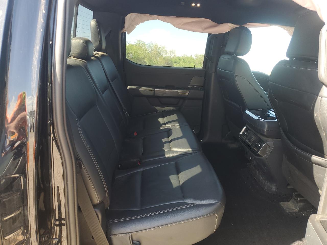 Ford F-150 Supercrew Image 8