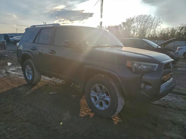 Toyota 4Runner Sr5 Image 6