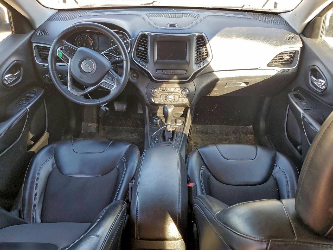 Jeep Grand Cherokee Latitude Plus Image 7