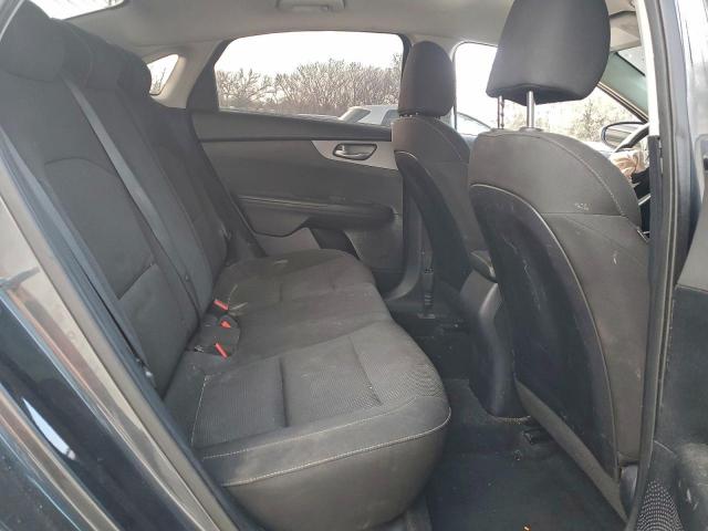 Kia Forte Fe Image 11