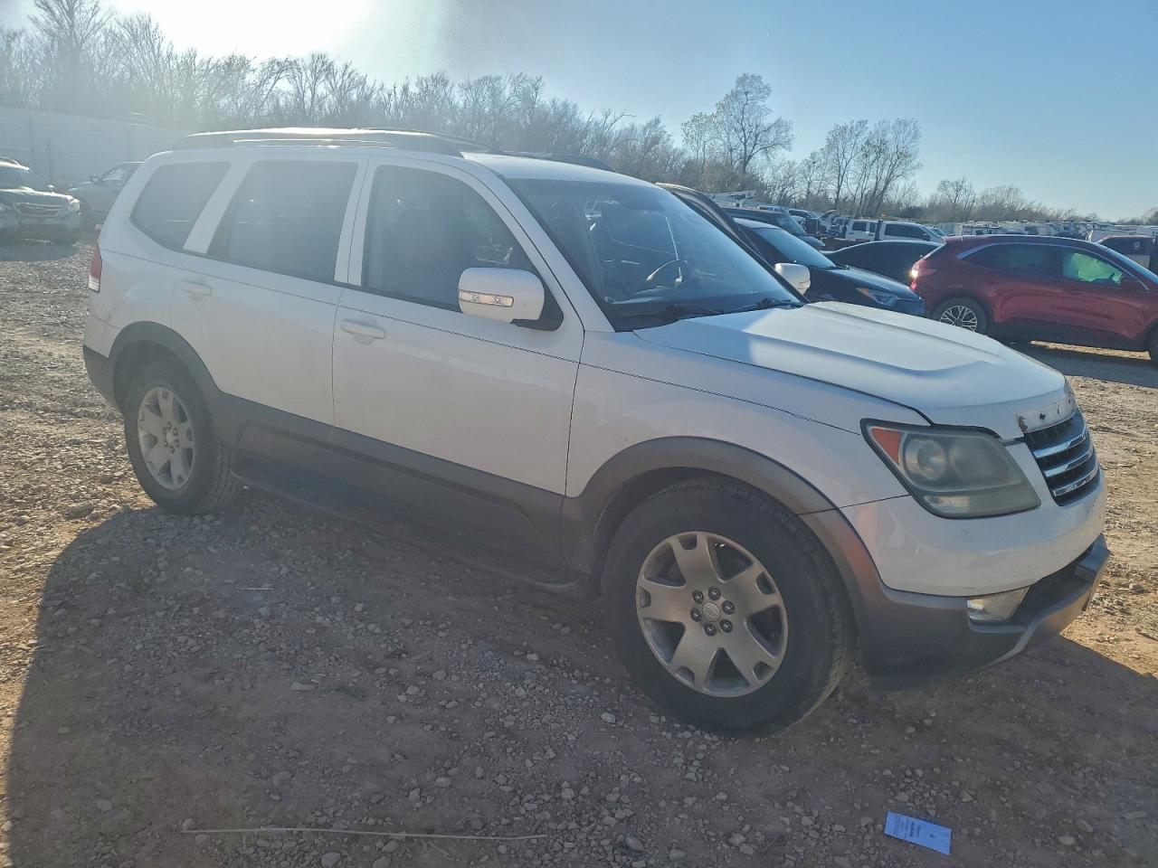 Kia Borrego Lx Image 2