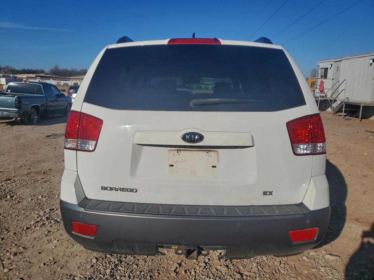 Kia Borrego Lx Image 5