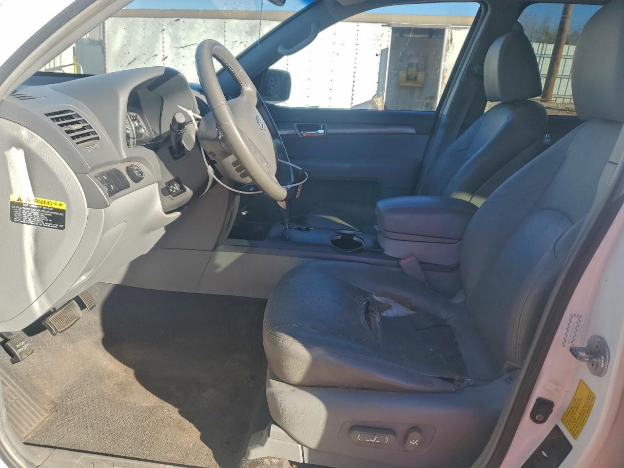 Kia Borrego Lx Image 7