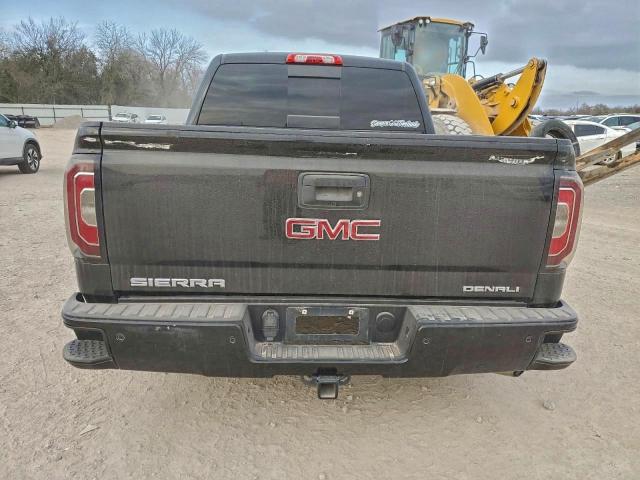 GMC Sierra K1500 Denali Image 4