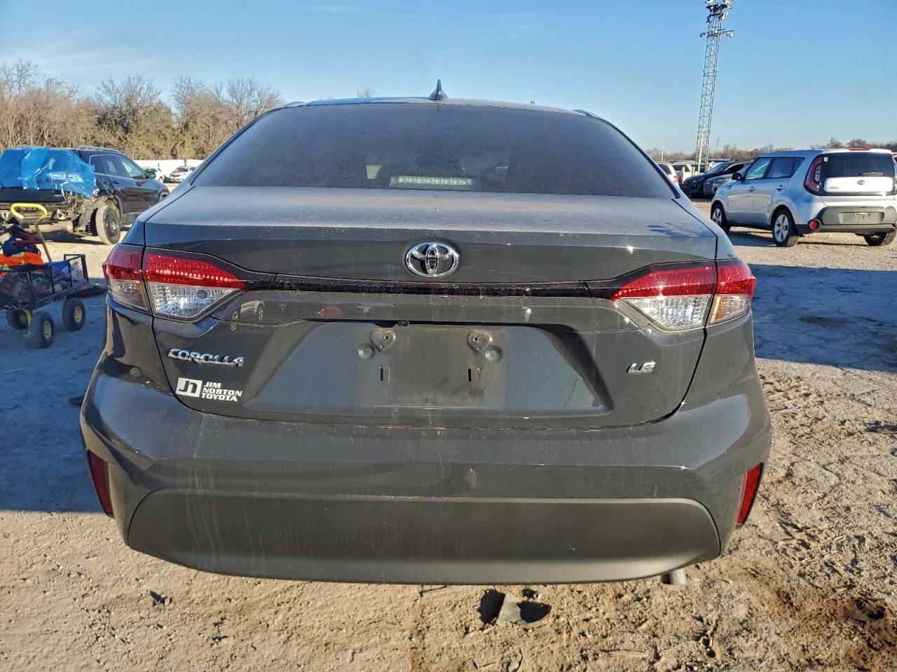 Toyota Corolla Le Image 5