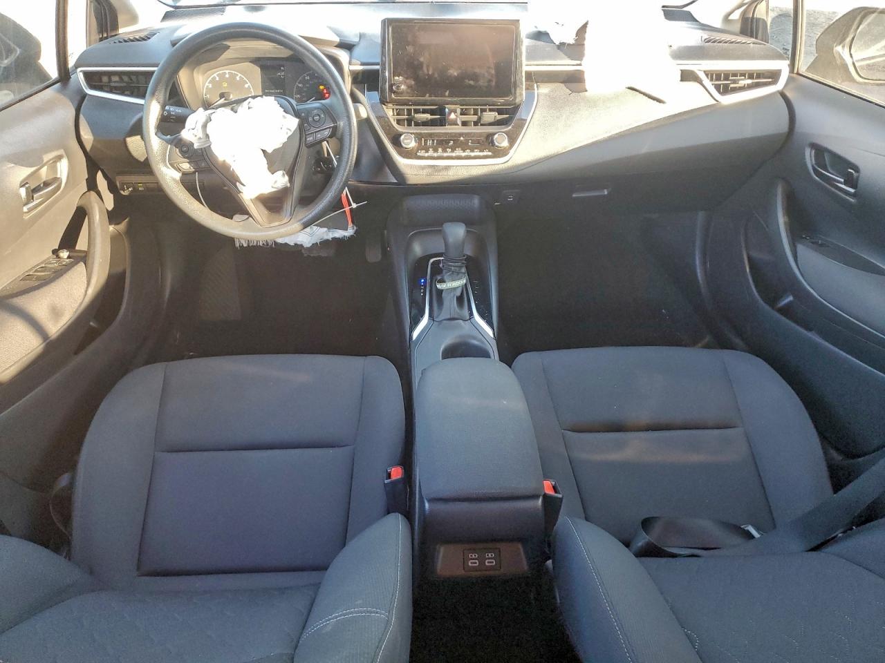 Toyota Corolla Le Image 7