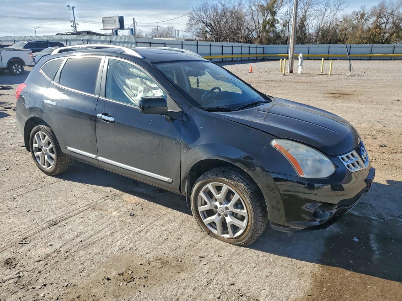 Nissan Rogue S Image 13