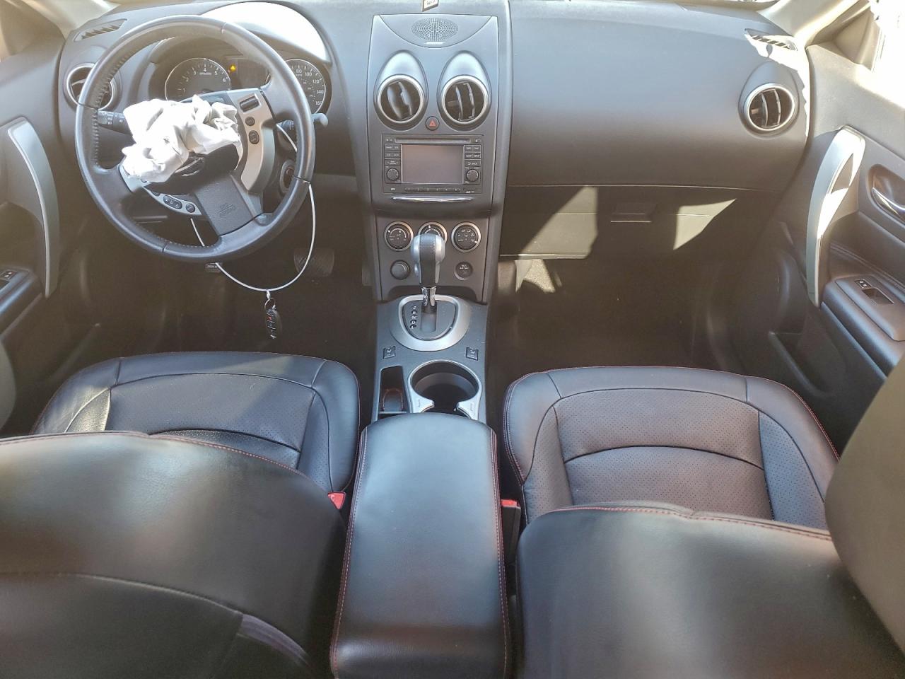 Nissan Rogue S Image 11