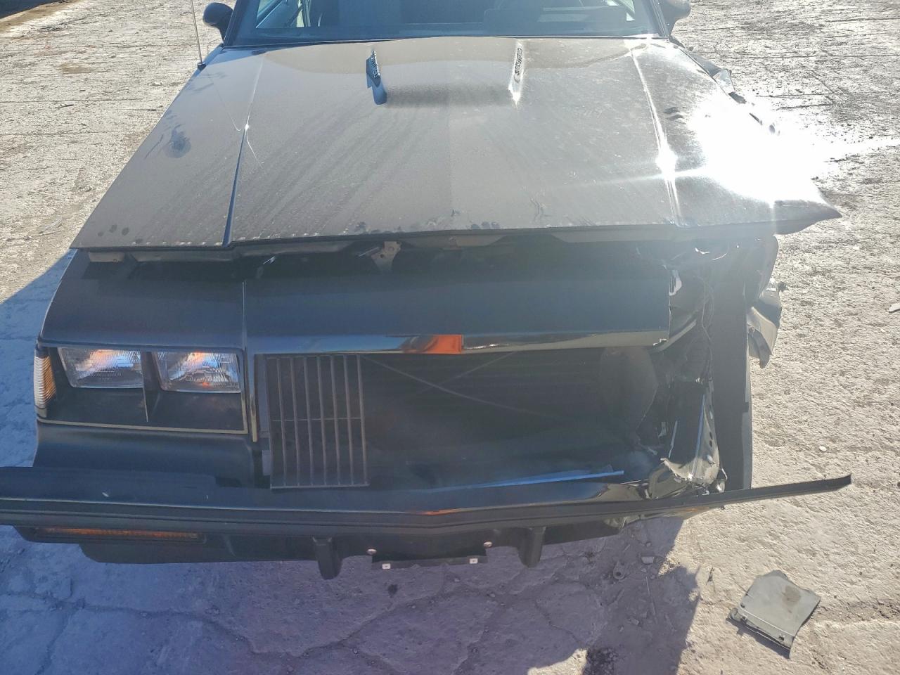 Buick Regal Image 10