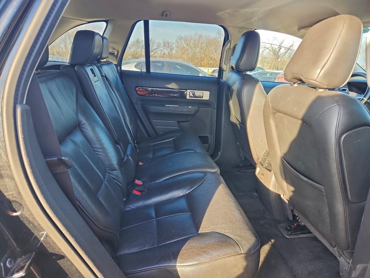 Lincoln MKX Image 11