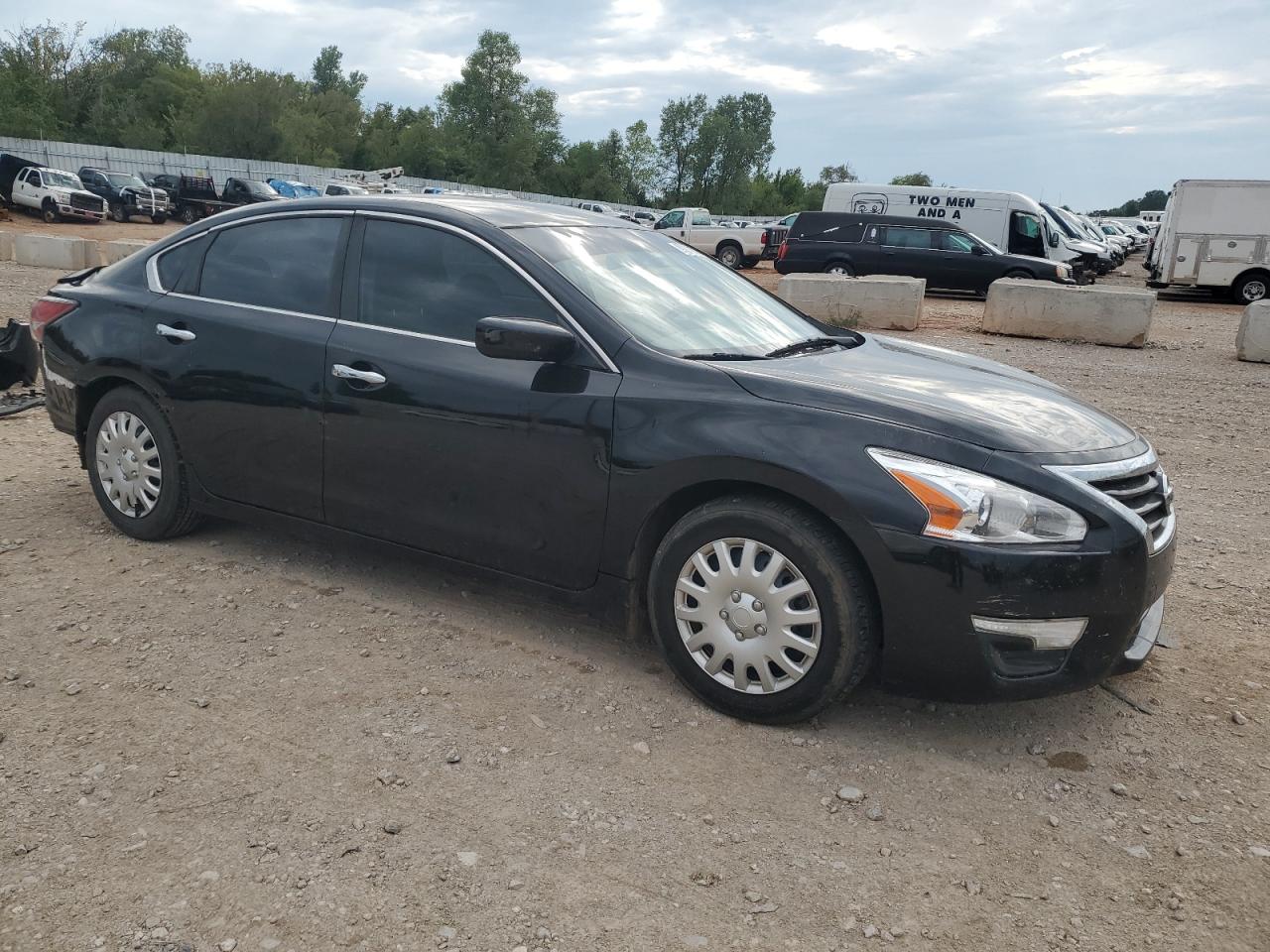 Nissan Altima 2.5 Image 2