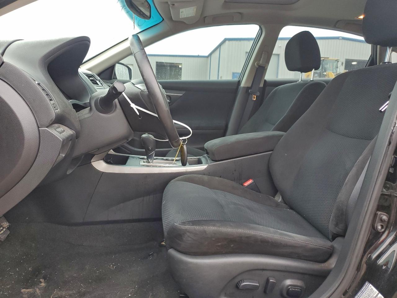 Nissan Altima 2.5 Image 12