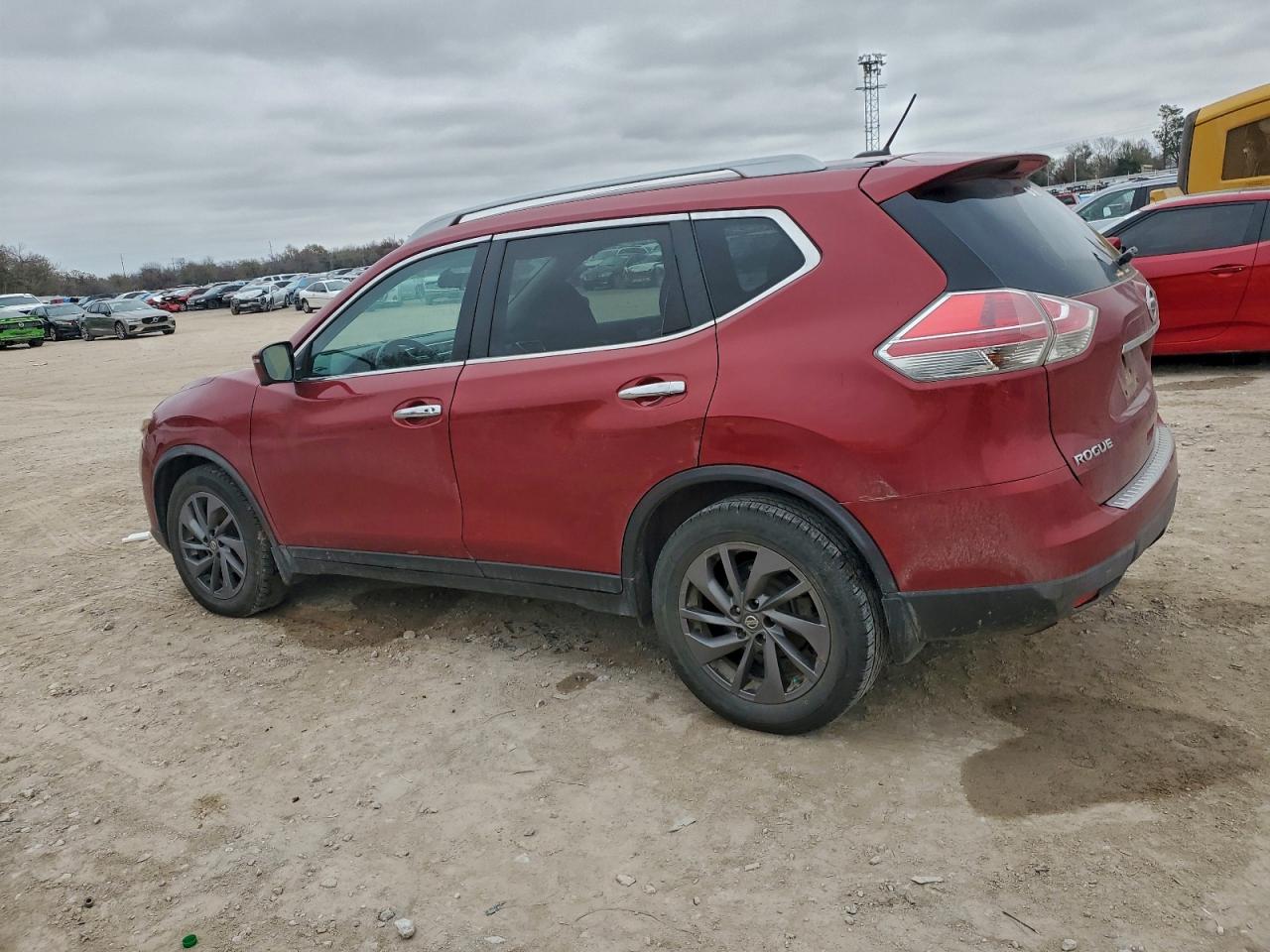 Nissan Rogue S Image 6