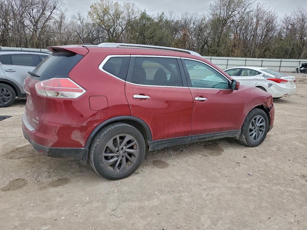Nissan Rogue S Image 13