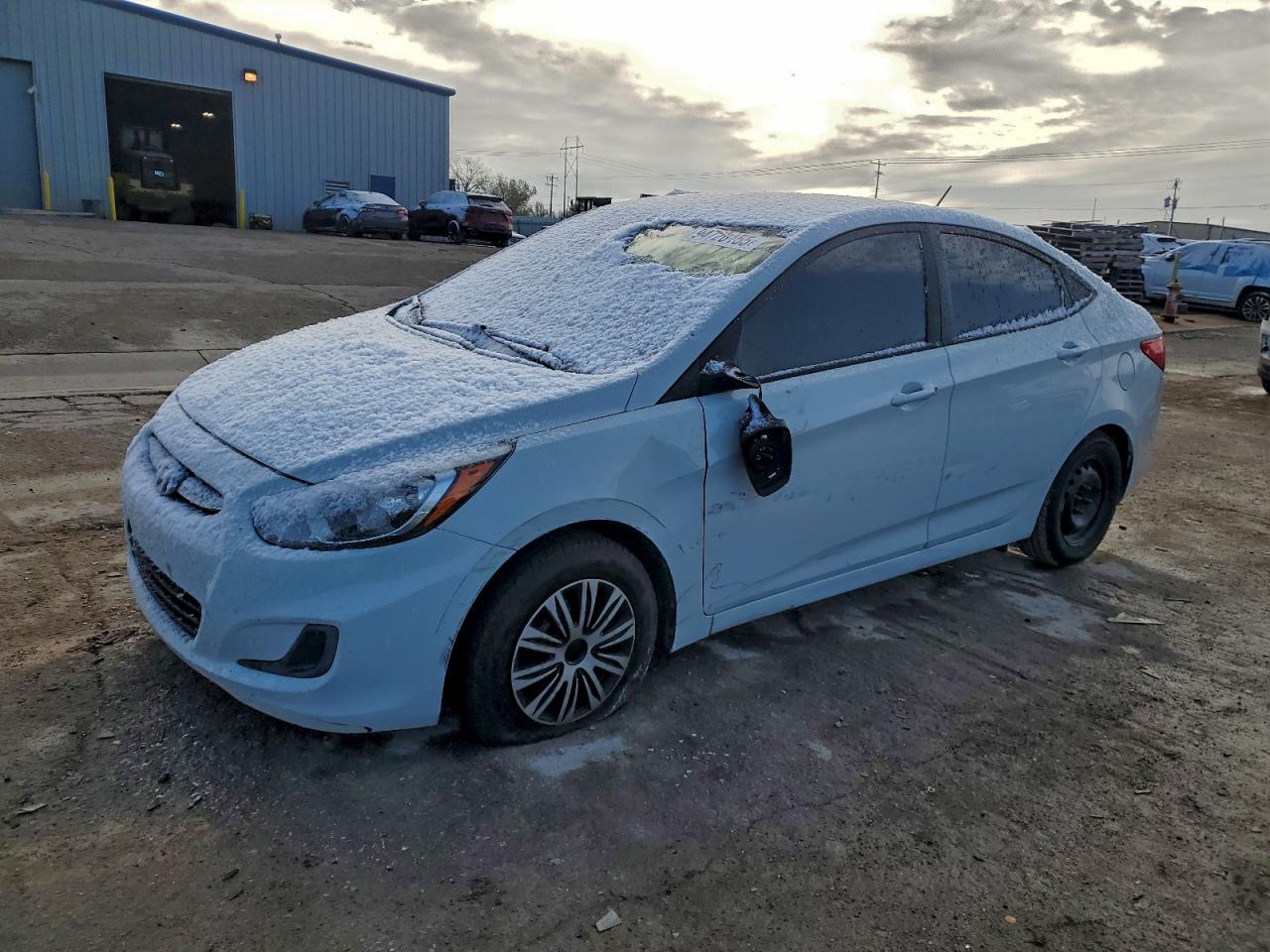 Hyundai ACCENT Se Image 1