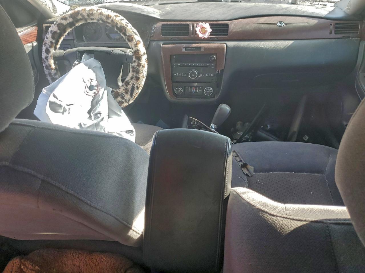 Chevrolet Impala Ls Image 10