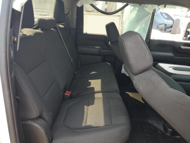 Chevrolet Silverado C2500 Heavy Duty Image 5