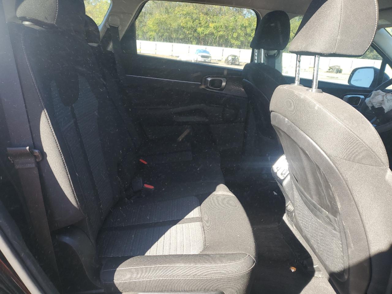 Kia Sorento Lx Image 3