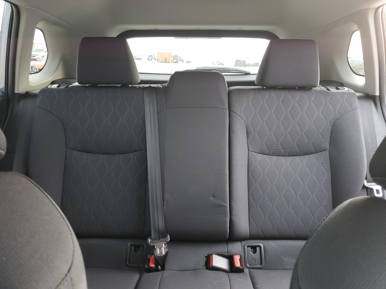 Toyota Corolla Le Image 4