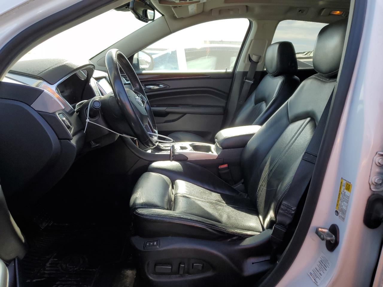 Cadillac SRX Luxury Collection Image 11