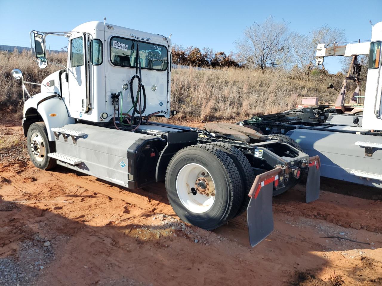 Peterbilt 348 Image 5