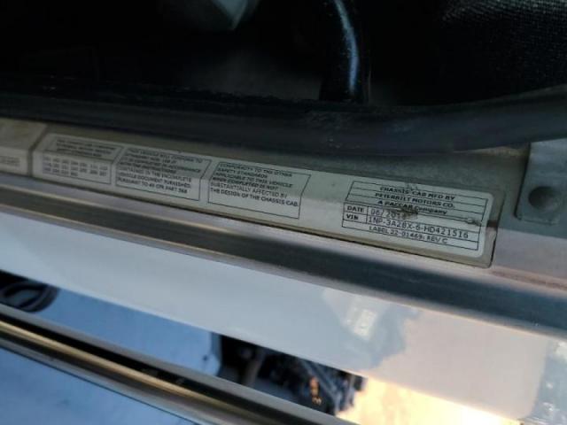 Peterbilt 348 Image 7