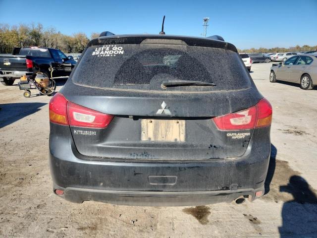 Mitsubishi Outlander Se Image 3