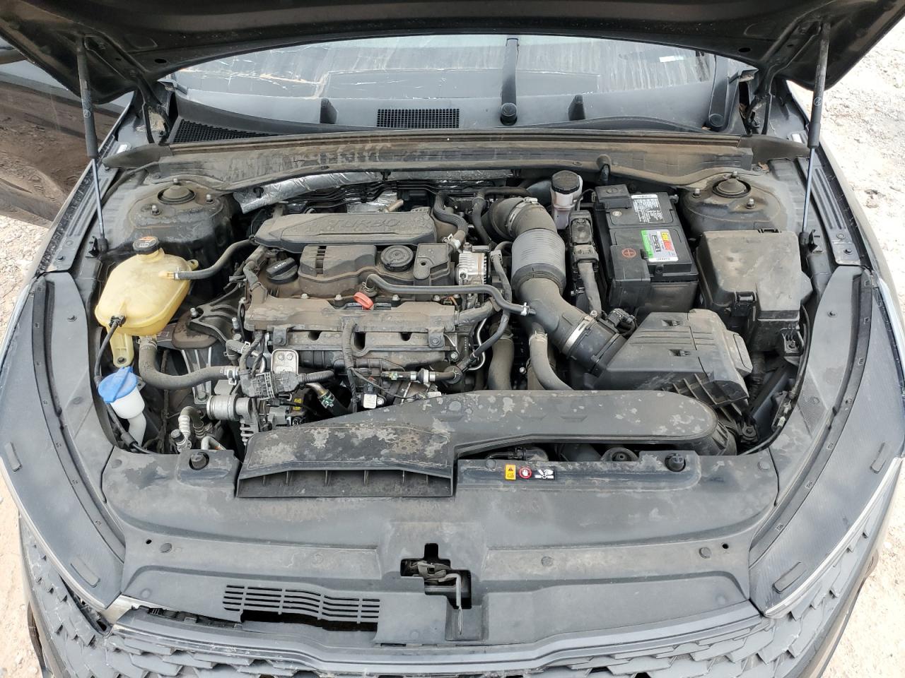 Kia K5 Lxs Image 6
