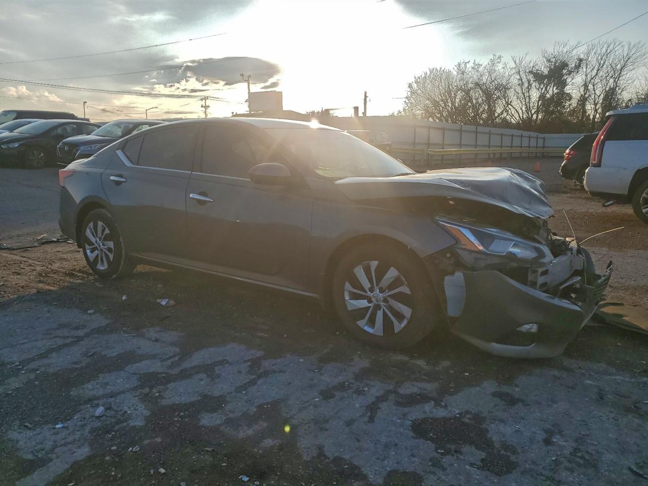 Nissan Altima S Image 4
